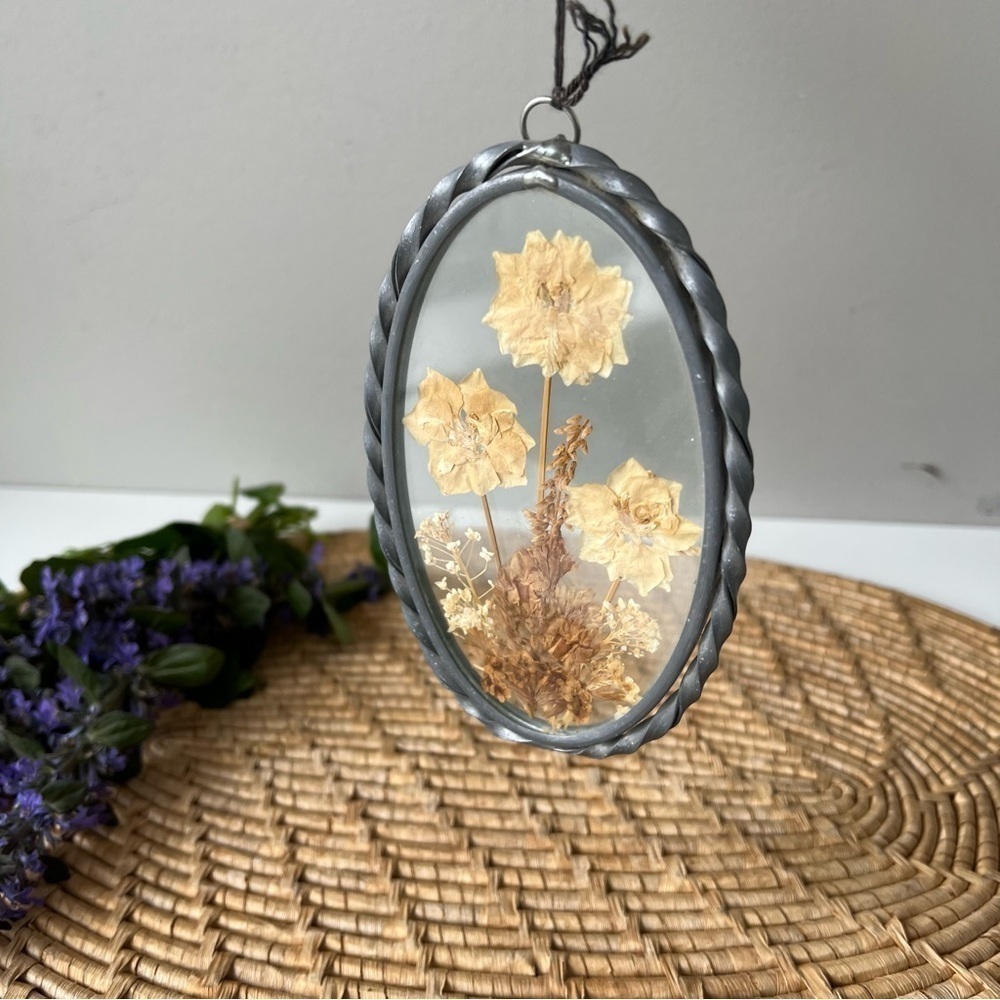 Lasting Impressions Pressed Flower Art